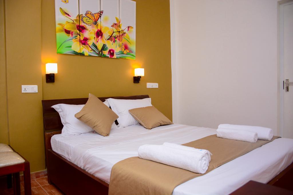 Mama Beach Villa Негомбо Экстерьер фото